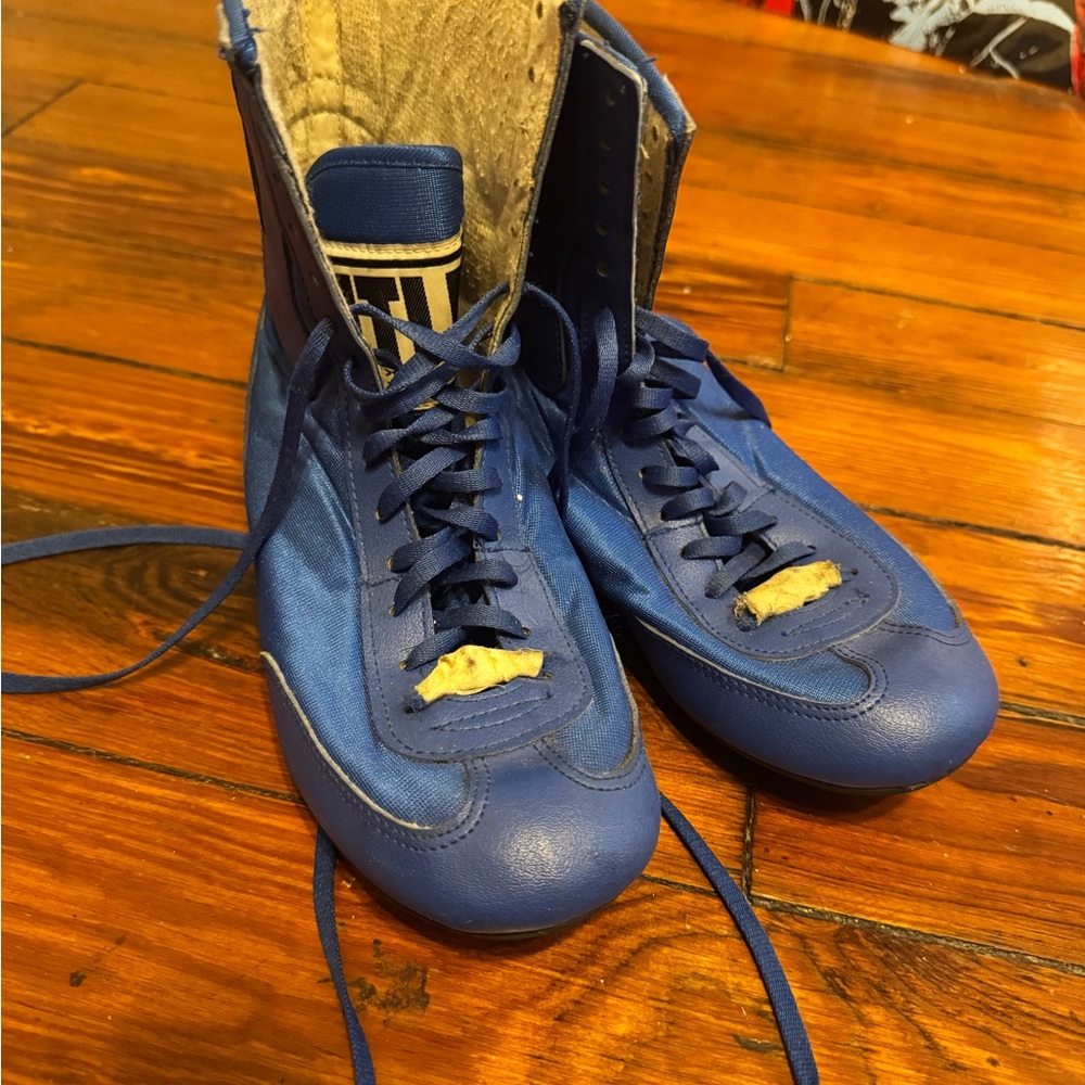 High-Top Boxing shoes